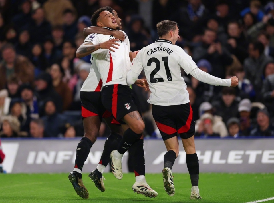 巴萨官方：克里斯滕森已获得队医出战许可