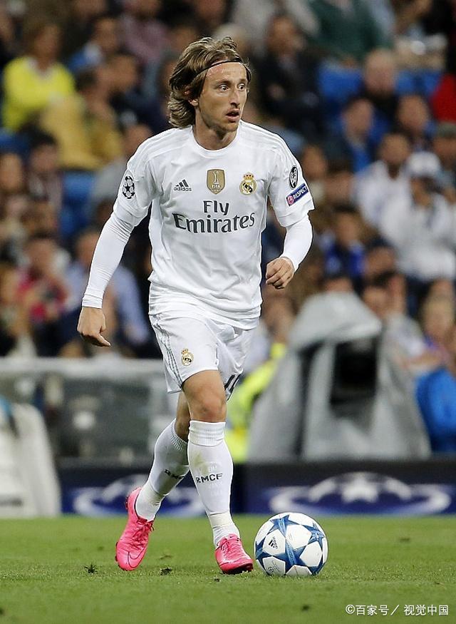 东詹缺阵里夫斯36分难救主，布朗复出30+8+8，凯尔特人大胜湖人